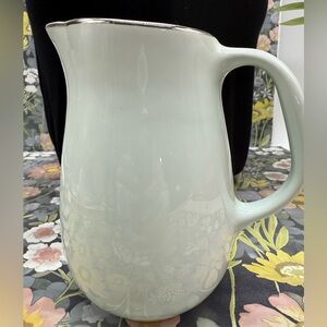 ⭐️Vtg Universal Ballerina Mist 7 1/4" Pitcher Very Pale green Platinum USA